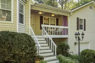 322 Mariner Cir, Woodstock, GA 30189 - Photo 2