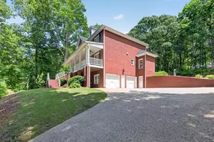 667 Wellington Dr, Winder, GA 30680 - Photo 6