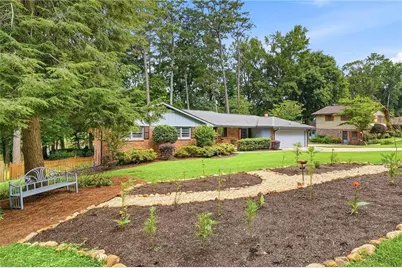 2858 Templar Knight Drive, Tucker, GA 30084 - Photo 2