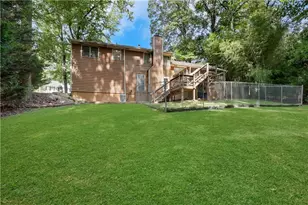 1419 Churchill Way, Marietta, GA 30062 - Photo 8