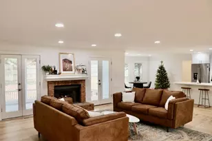 1951 Wellington Ln, Marietta, GA 30062 - Photo 4