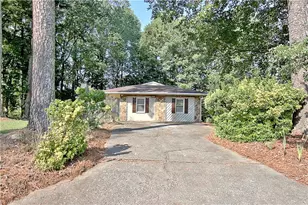 6430 Beethoven Cir, Riverdale, GA 30296 - Photo 2