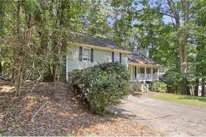 504 Chestnut Ridge, Woodstock, GA 30189 - Photo 2