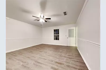 982 Forest Glen, Jonesboro, GA 30238 - Photo 6