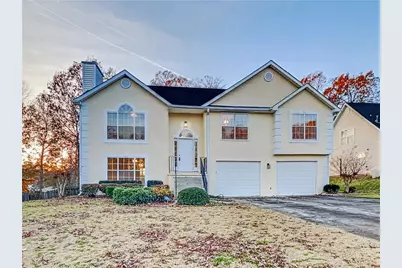 982 Forest Glen, Jonesboro, GA 30238 - Photo 2