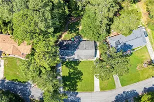 4901 Valley Dale Dr SW, Lilburn, GA 30047 - Photo 14