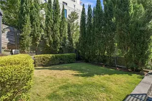 522 Boulevard Pl NE, Atlanta, GA 30308 - Photo 12