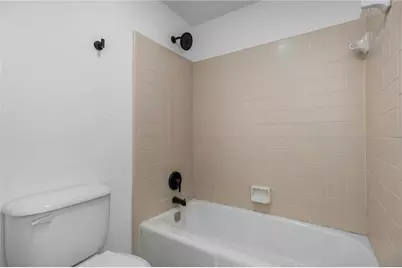 2176 Wellington Circle, Lithonia, GA 30058 - Photo 22