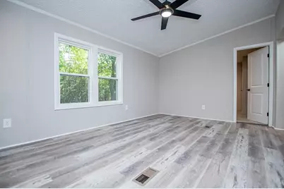 61 Crest Road, Carrollton, GA 30116 - Photo 10