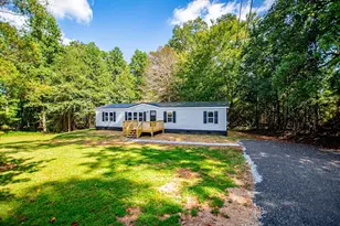 61 Crest Rd, Carrollton, GA 30116 - Photo 1