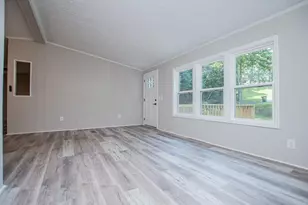 61 Crest Rd, Carrollton, GA 30116 - Photo 16