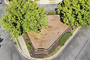 1599 Trailview Way NE, Atlanta, GA 30329 - Photo 38