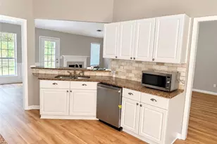 1055 Chatham Rd, Buford, GA 30518 - Photo 18