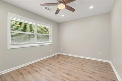 495 Larchmont Circle NW, Atlanta, GA 30318 - Photo 10