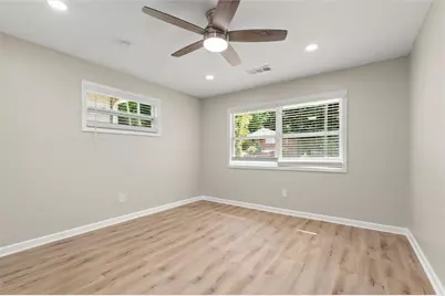 495 Larchmont Circle NW, Atlanta, GA 30318 - Photo 20