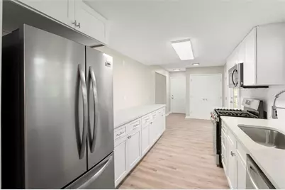 495 Larchmont Circle NW, Atlanta, GA 30318 - Photo 38