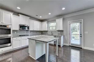 3860 Grandview Manor Dr, Cumming, GA 30028 - Photo 8