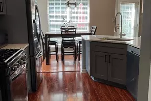 325 Buffington Dr, Union City, GA 30291 - Photo 8