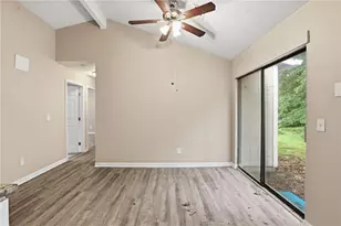 2257 Leslie Brook Dr, Decatur, GA 30035 - Photo 14