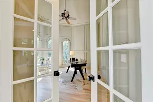 7060 Redcliff Ct, Suwanee, GA 30024 - Photo 6