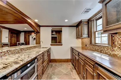 7060 Redcliff Court, Suwanee, GA 30024 - Photo 54