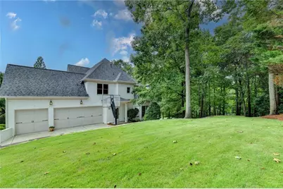 7060 Redcliff Court, Suwanee, GA 30024 - Photo 70