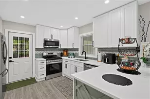 2762 Connally Dr SW, Atlanta, GA 30311 - Photo 16