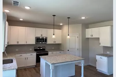 766 Rodeo Drive, Auburn, GA 30011 - Photo 8