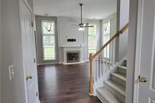 1712 Hillside Bend Crossing, Lawrenceville, GA 30043 - Photo 2