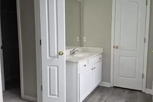 1712 Hillside Bend Crossing, Lawrenceville, GA 30043 - Photo 12
