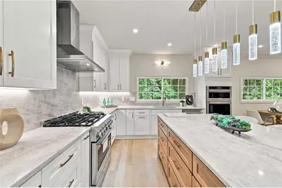 6040 Blackwater Trail, Sandy Springs, GA 30328 - Photo 4