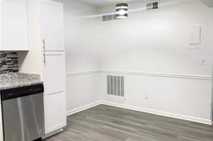 562 Trillum Ct SW, Marietta, GA 30008 - Photo 12