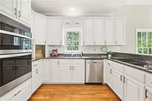 4880 Haydens Walk Dr, Johns Creek, GA 30022 - Photo 10