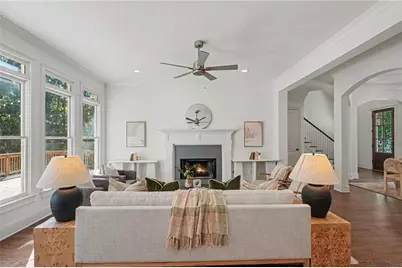2499 Warren Road NW, Atlanta, GA 30318 - Photo 4