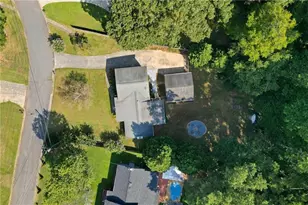 218 King Arthur Dr, Woodstock, GA 30189 - Photo 46