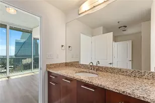 3324 Peachtree Rd NE, Atlanta, GA 30326 - Photo 18