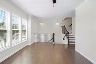 402 Montclair Ct, Woodstock, GA 30188 - Photo 8