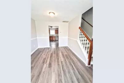 6909 Malvern Court, Stonecrest, GA 30038 - Photo 8