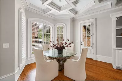 453 Londonberry Road NW, Atlanta, GA 30327 - Photo 10