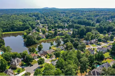 2429 Camden Lake View NW, Acworth, GA 30101 - Photo 4
