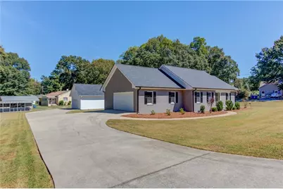 51 Alexander Street, Winder, GA 30680 - Photo 2