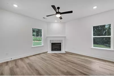 215 Laney Drive, Carrollton, GA 30117 - Photo 8