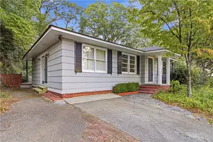 217 Victory Dr, Calhoun, GA 30701 - Photo 1
