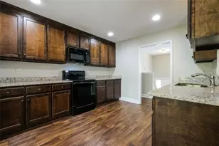 1928 Paynes Point, Winder, GA 30680 - Photo 28