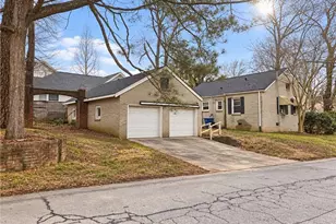 1779 S Gordon St SW, Atlanta, GA 30310 - Photo 2
