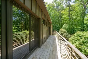 643 Larchmont Cir NW, Atlanta, GA 30318 - Photo 30