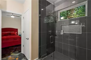 643 Larchmont Cir NW, Atlanta, GA 30318 - Photo 26
