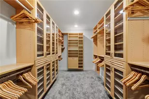 643 Larchmont Cir NW, Atlanta, GA 30318 - Photo 24