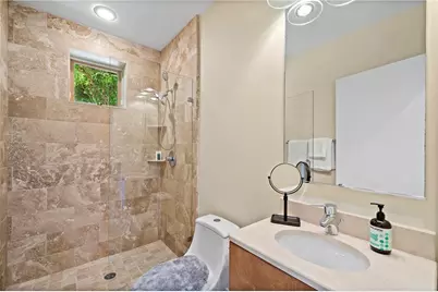 643 Larchmont Circle NW, Atlanta, GA 30318 - Photo 40