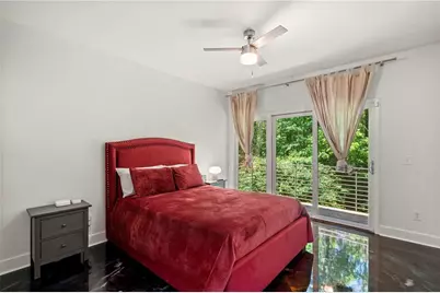 643 Larchmont Circle NW, Atlanta, GA 30318 - Photo 32